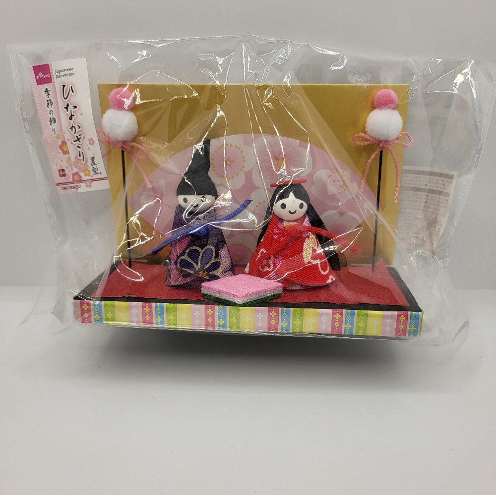 Japanese  Small Hinamatsuri Girls Day Dolls